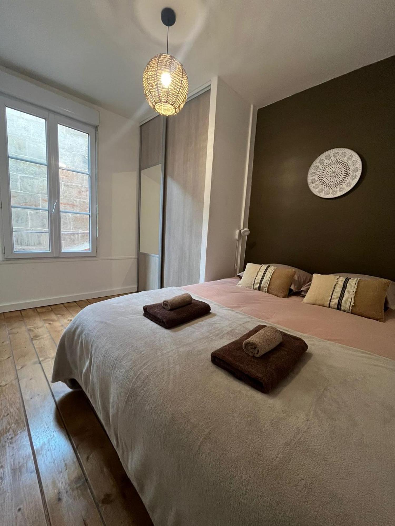 L'Escale Niortaise - Centre-Ville - 10Mn Gare - Wifi - Netflix 外观 照片