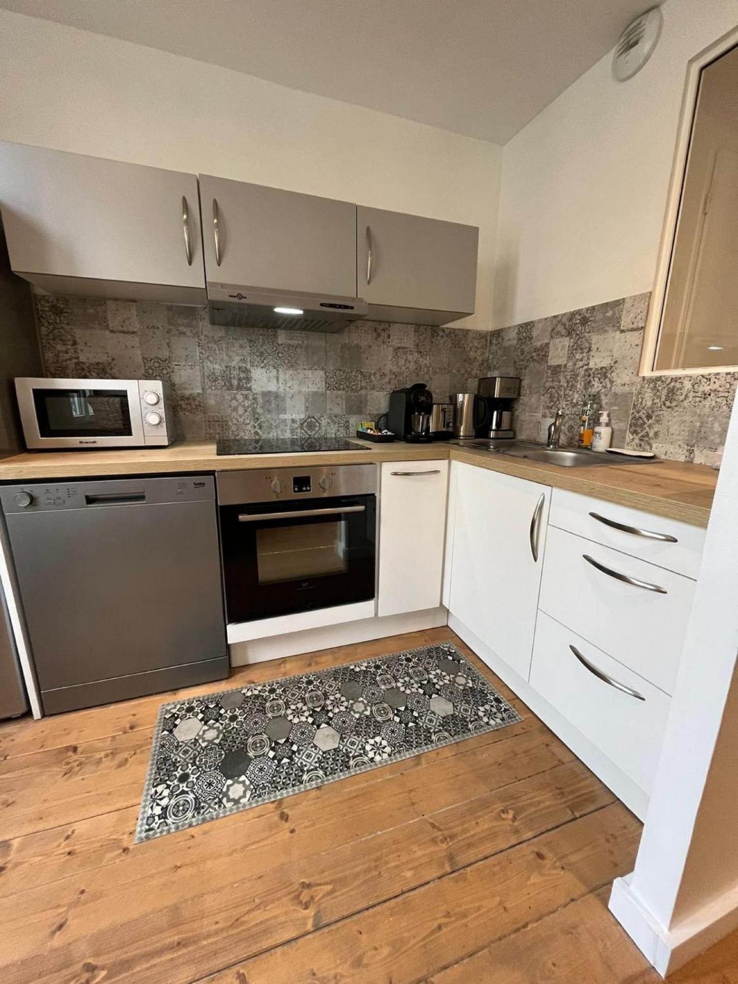 L'Escale Niortaise - Centre-Ville - 10Mn Gare - Wifi - Netflix 客房 照片